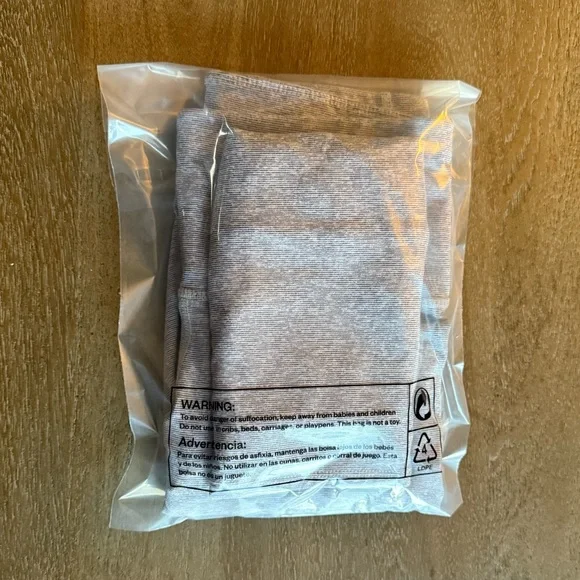 ✝️ JoyLab | LIKE NEW • Grey & White Workout Outfit - Picture 12 of 12